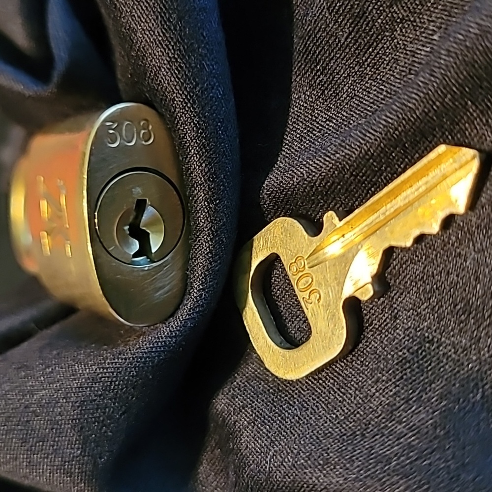 Authentic‼️Please Send To Poshmark Louis Vuitton 🔐  Lock & Key#308 - Picture 3 of 8